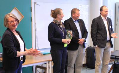 Rektor Agnetha Sjöholm, Lisa Edwards, Rolf Nersing och Kaj Söder.