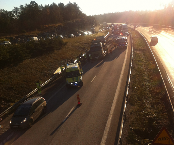Två lastbilar var inblandade i olyckan vid Kungsängen.